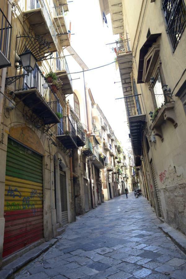 Casa Del Parlamento Apartamento Palermo Exterior foto